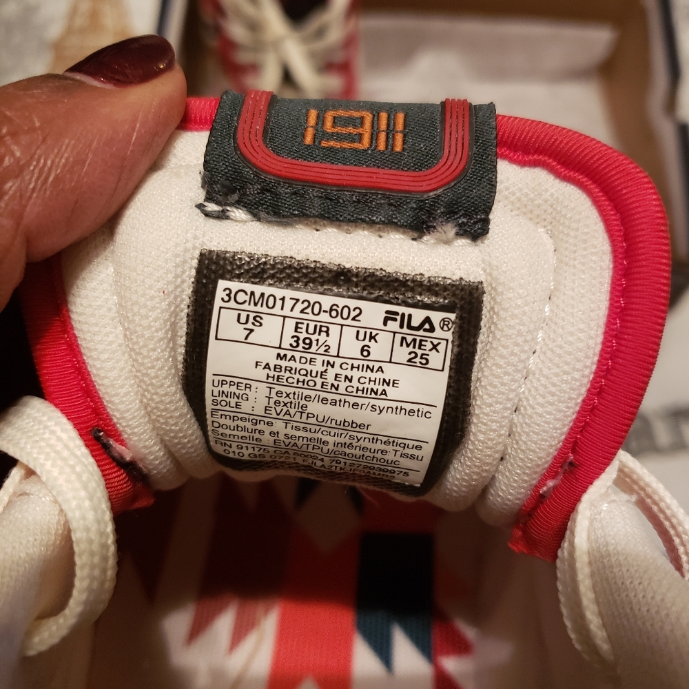 Boys Fila Renno sneakers size 7. - Picture 2 of 6
